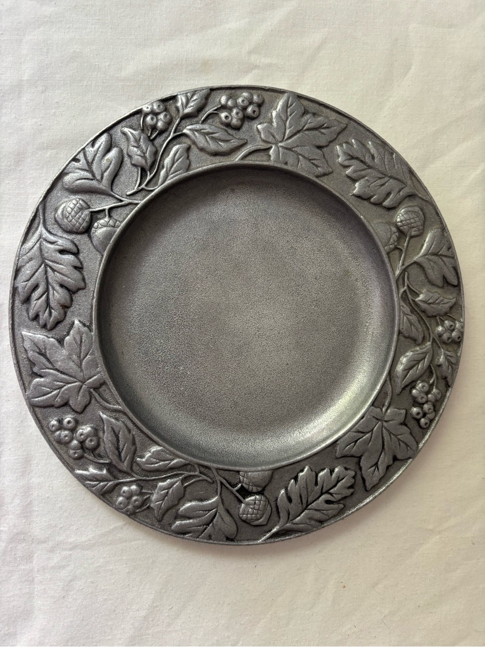 Decorative Pewter Acorn & Leaf Charger Plate - Silver